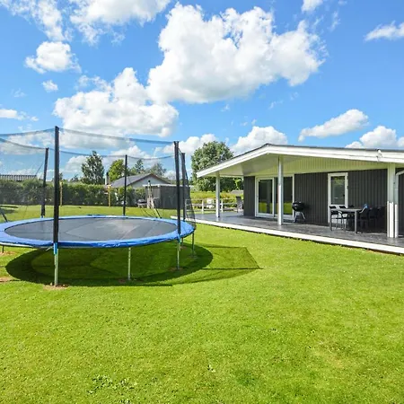 3 Bedroom Gorgeous In * Hejls