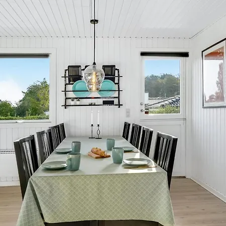3 Bedroom Gorgeous In *